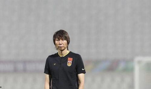 国足主厨爆料视频最新,揭秘国足备战背后的美食故事  第1张